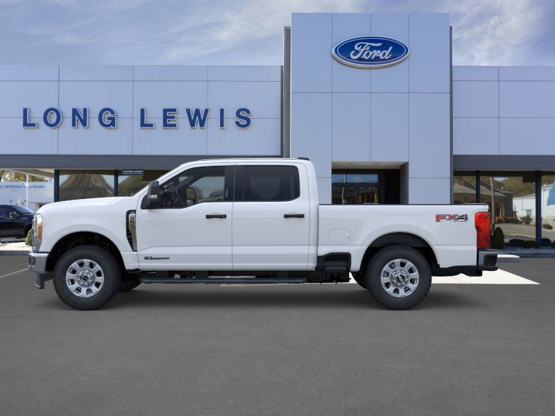 2025 Ford F-250 photo 3