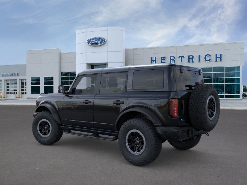 2025 Ford Bronco Badlands photo 3