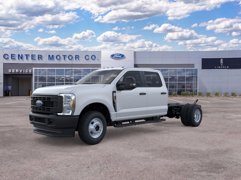 2026 Ford F-350 Super Duty Chassis Cab