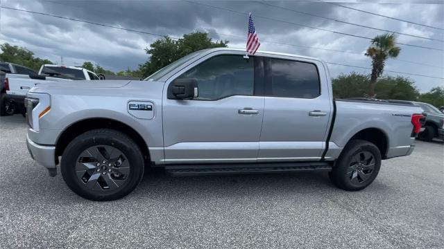 2025 Ford F-150 Lightning Flash - Photo 55