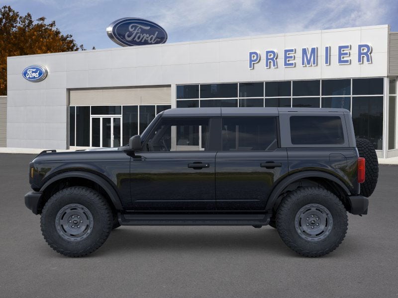 2025 Ford Bronco 4-Door Base