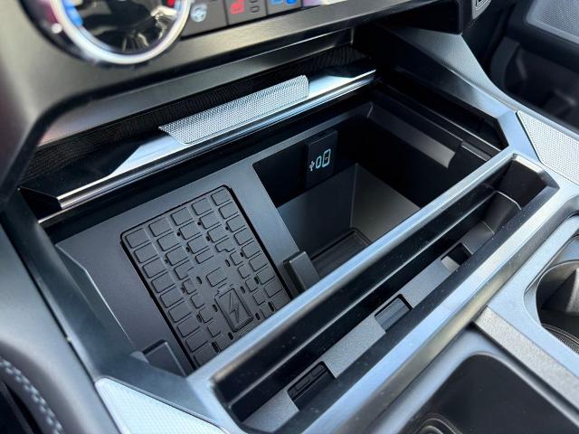2025 Ford F-350 Super Duty Platinum - Photo 67