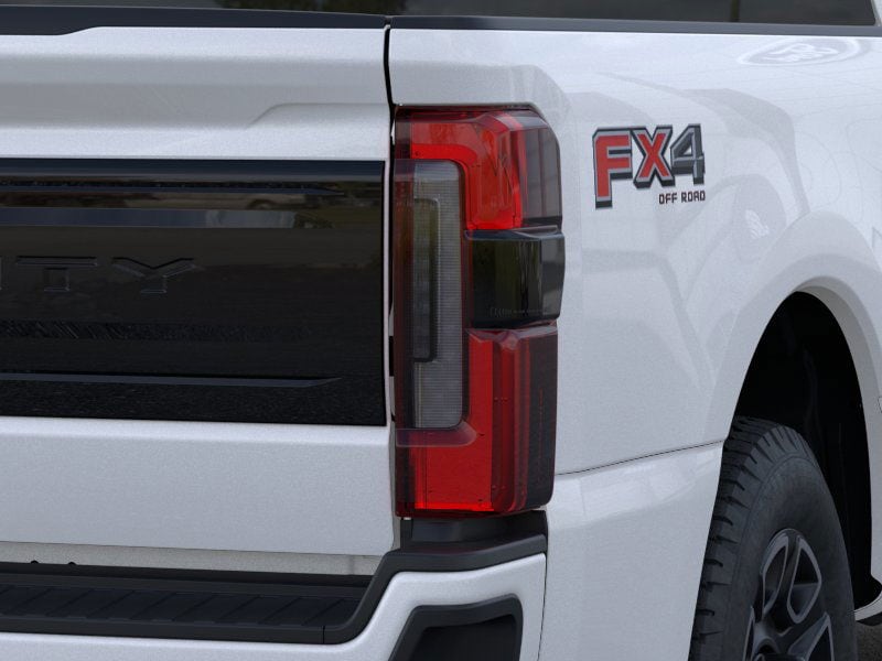 2025 Ford F-250 Super Duty Platinum - Photo 44