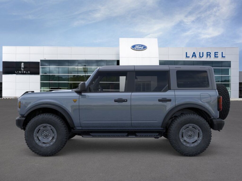 New 2025 Ford Bronco Badlands SUV