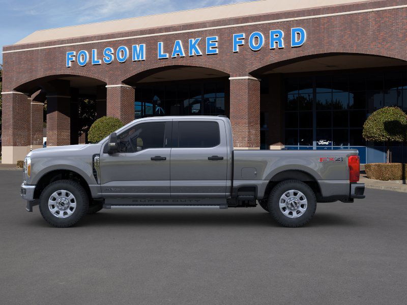 2025 Ford F-250 XLT photo 4