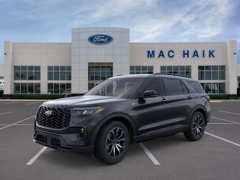 2026 Ford Explorer ST-LINE's photo