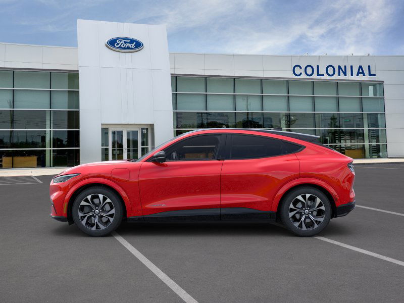 2023 Ford Mustang Mach-E Premium photo 3