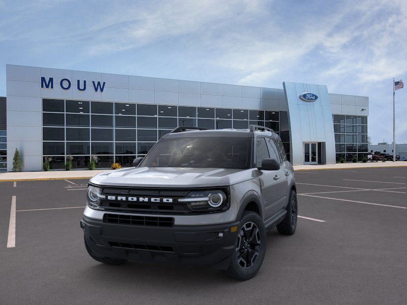 2024 Ford Bronco Sport Outer Banks photo 2