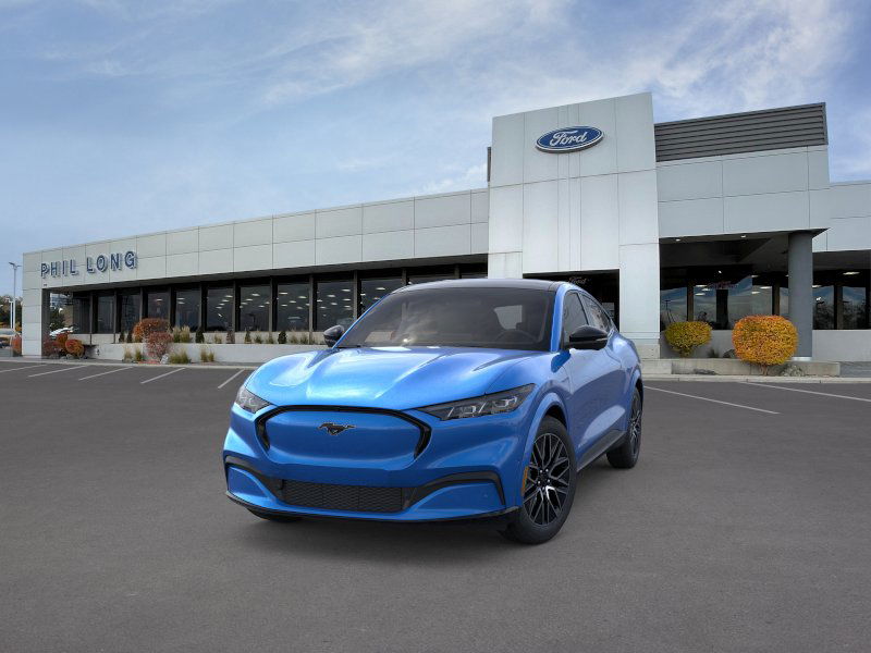 2025 Ford Mustang Mach-E Premium photo 2