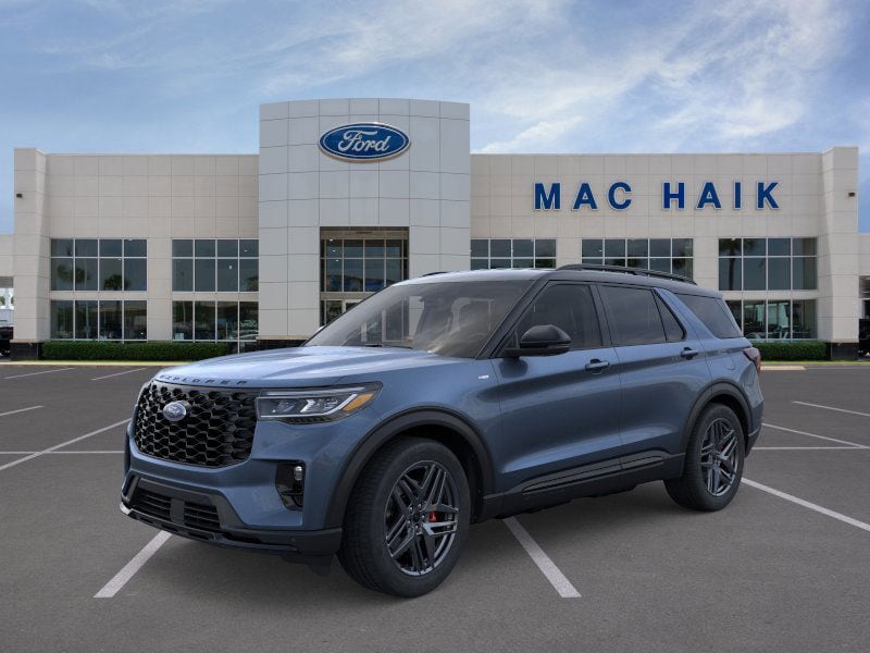 2025 Ford Explorer ST-LINE's photo