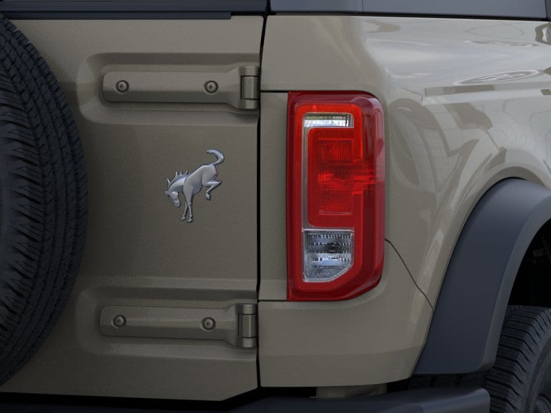 2026 Ford Bronco Base SUV