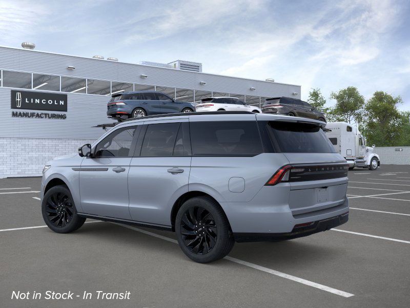 2025 Lincoln Navigator Reserve photo 2