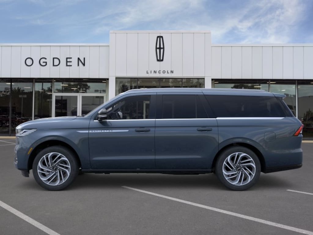 New 2026 Lincoln Navigator L Reserve SUV