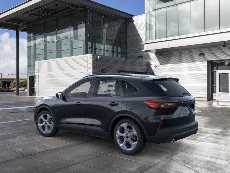 2025 Ford Escape ST-Line photo 4