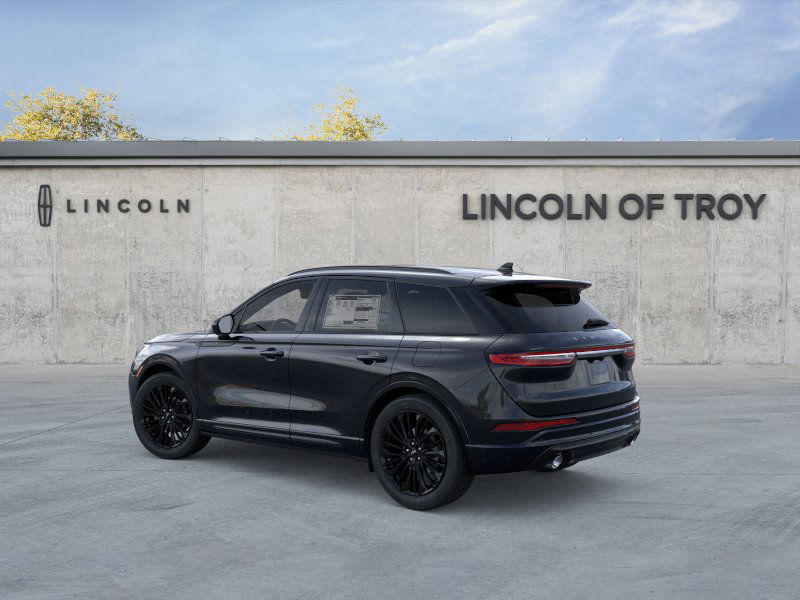 2025 Lincoln Corsair Premiere photo 3