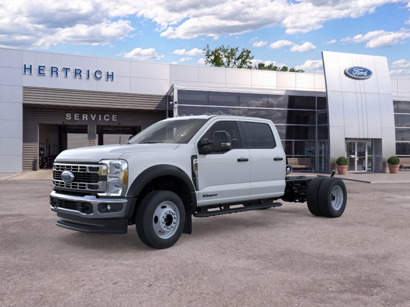 2025 Ford F-450 Super Duty Chassis Cab XL - Photo 18