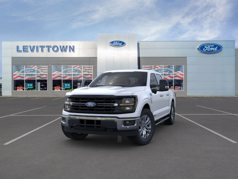 2025 Ford F-150 XLT photo 2
