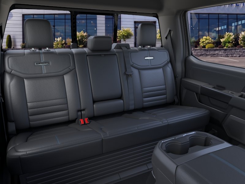 2026 Ford F-350 Super Duty Platinum - Photo 11