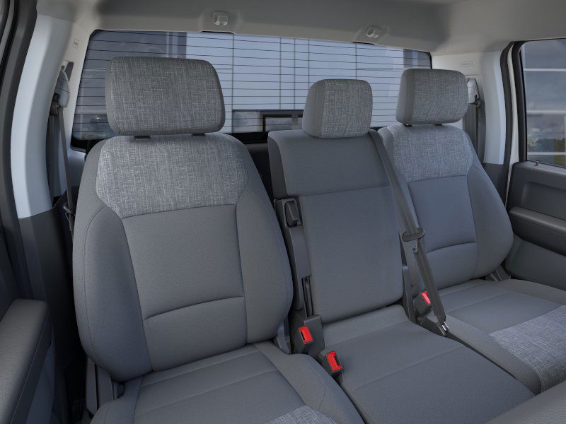 2025 Ford F-350 Super Duty XLT - Photo 10