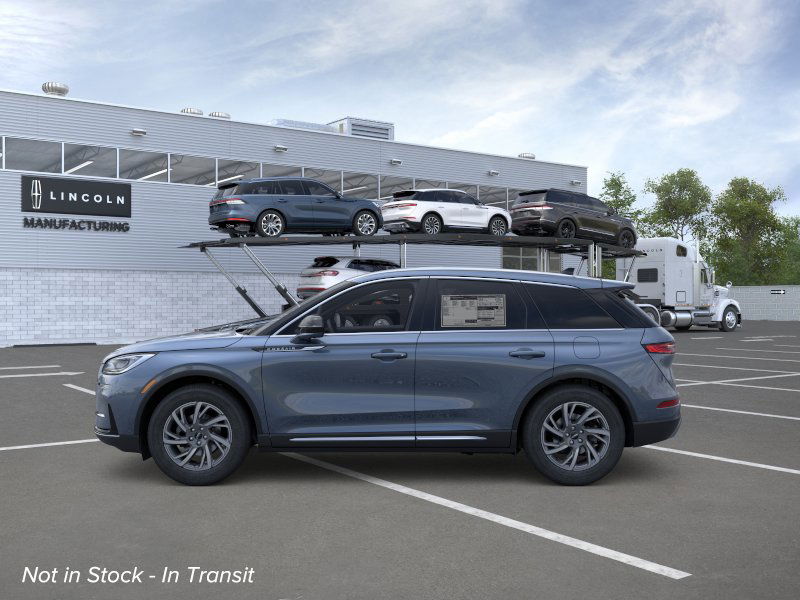 2025 Lincoln Corsair Premiere photo 3