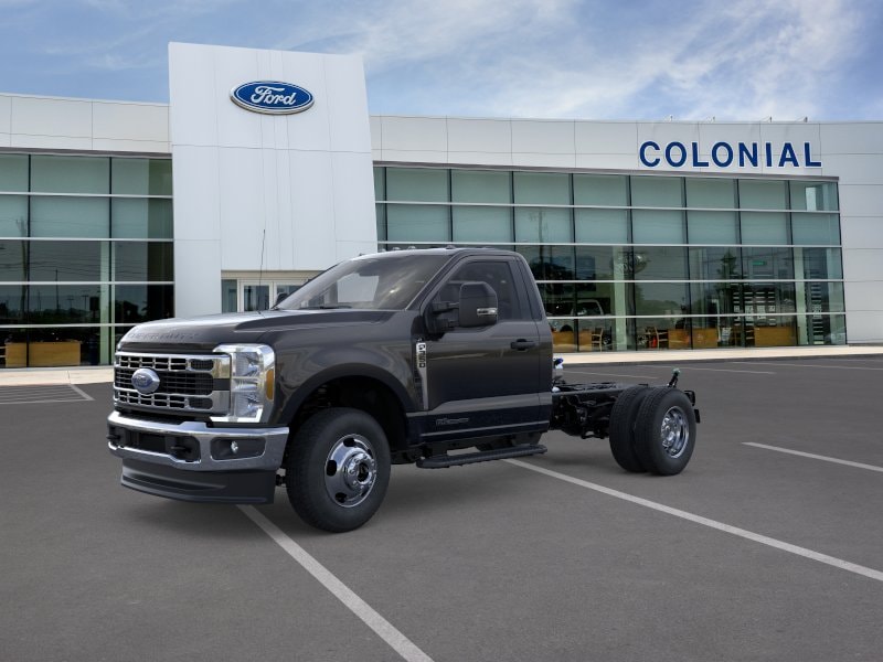 2026 Ford F-350 XL 4x4 Regular Cab 145-In DRW's photo