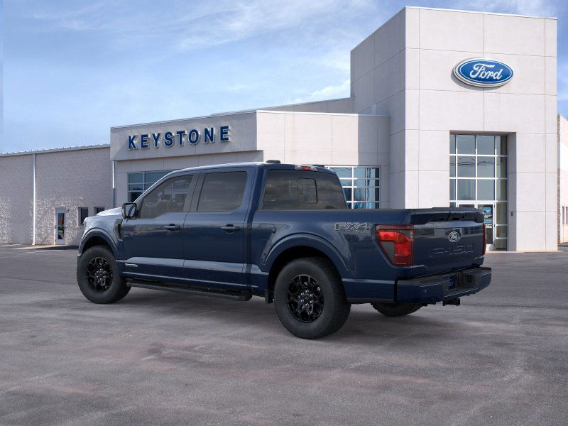 2025 Ford F-150 XLT photo 4