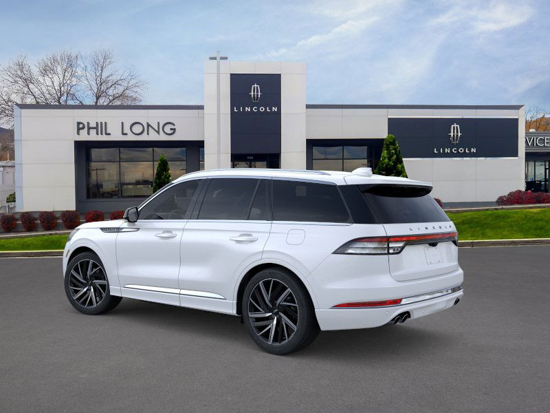 2026 Lincoln Aviator Black Label photo 4