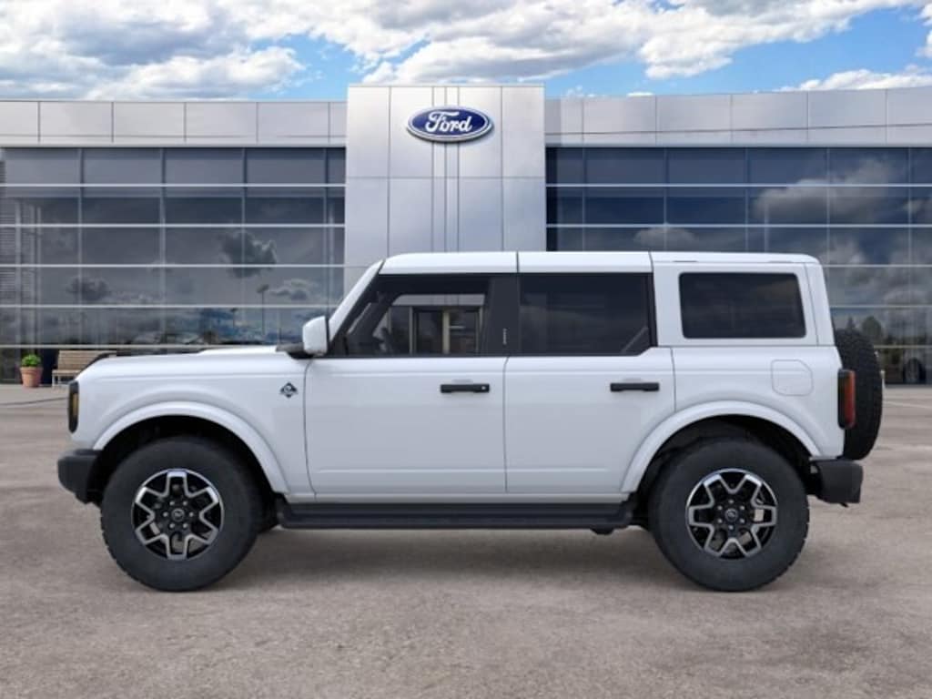 New 2026 Ford Bronco Outer Banks SUV