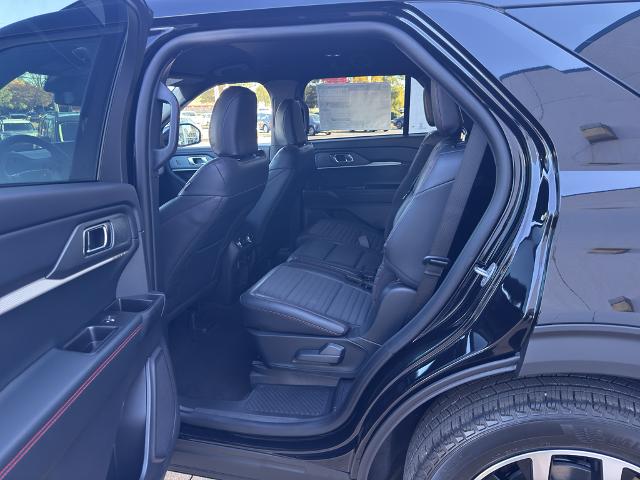 2026 Ford Explorer ST-Line - Photo 31