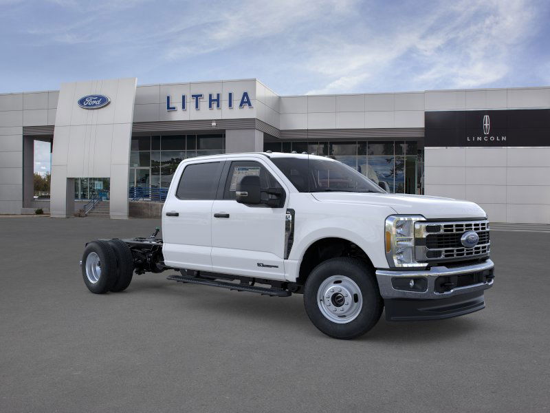 Thumbnail: 2026 Ford Econoline - 34