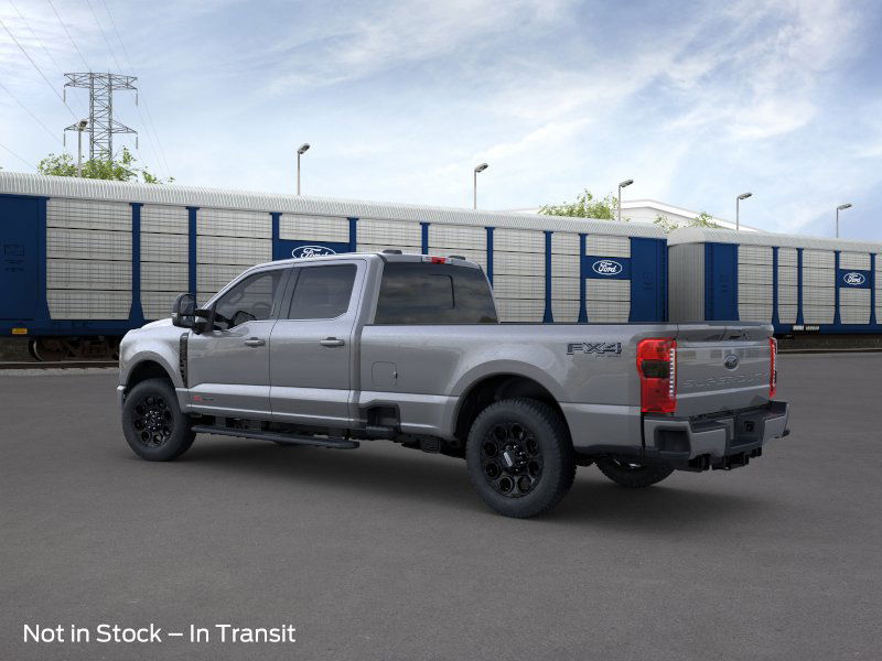 2025 Ford F-350 Lariat photo 4