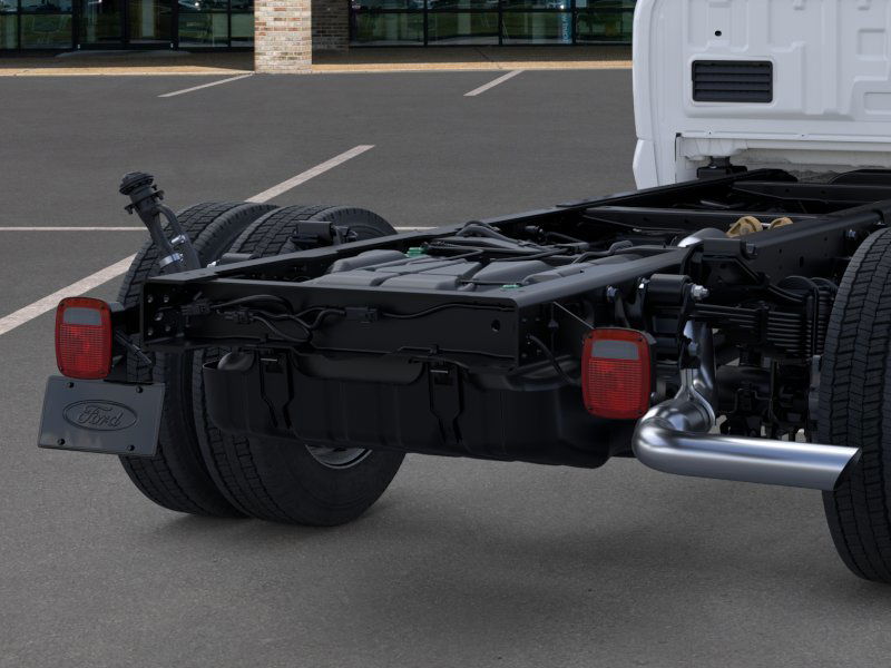 2025 Ford Super Duty F-550 DRW F-550 XL