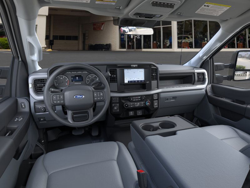 2025 Ford F-350 Super Duty Chassis Cab XL - Photo 12