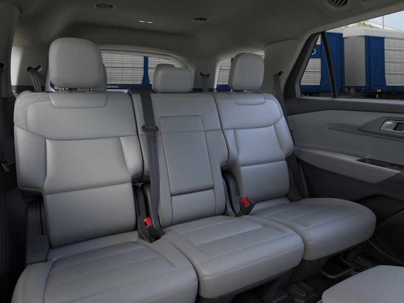 2025 Ford Explorer Active 11