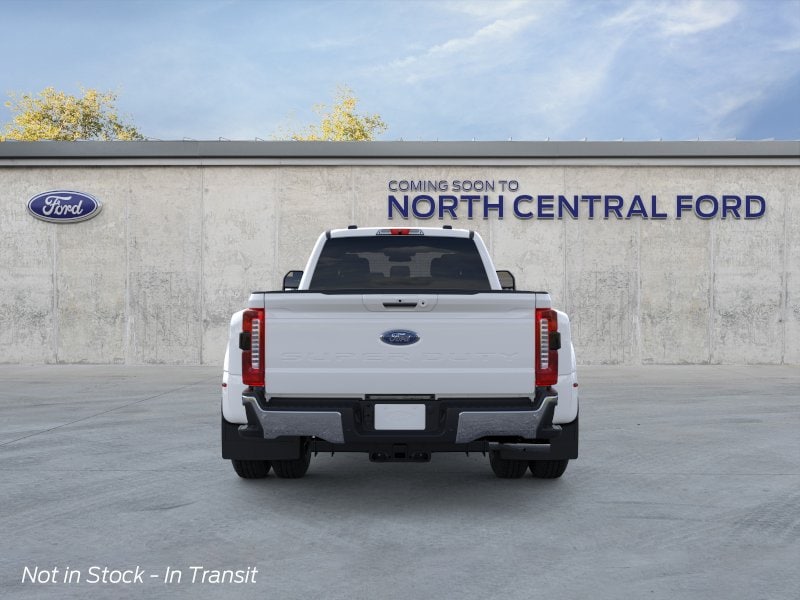 Super Duty F-350&reg; Lariat&reg;