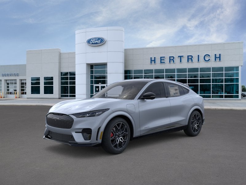 2025 Ford Mustang Mach-E GT - Photo 19