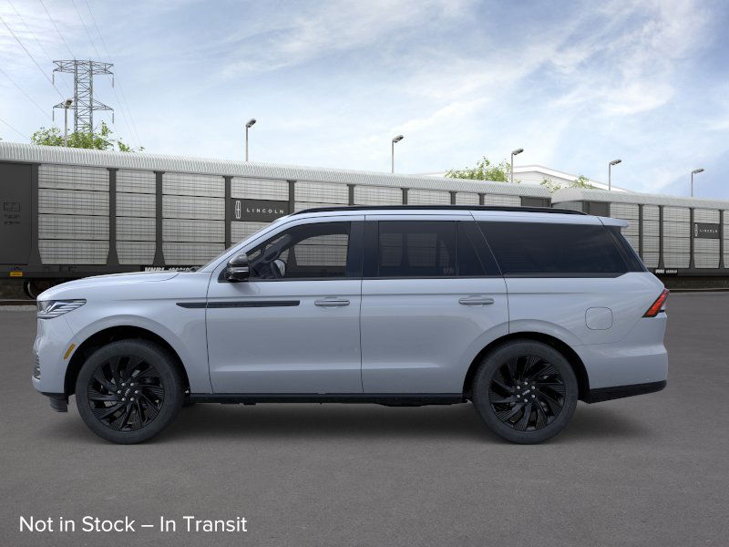 Thumbnail: 2025 Lincoln Navigator - 11