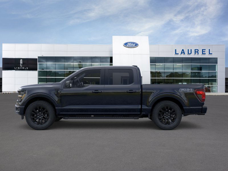 2025 Ford F-150 XLT photo 2