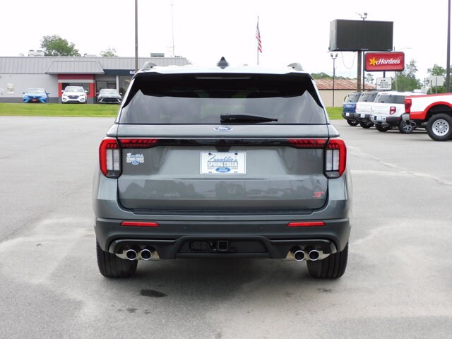 2025 Ford Explorer ST - Photo 27