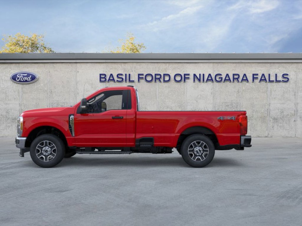 New 2025 Ford Super Duty F-350 SRW XLT 4WD Reg Cab 8 Box 4WD Reg Cab 8 Box