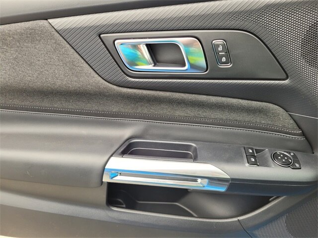 2025 Ford Mustang EcoBoost Fastback - Photo 45