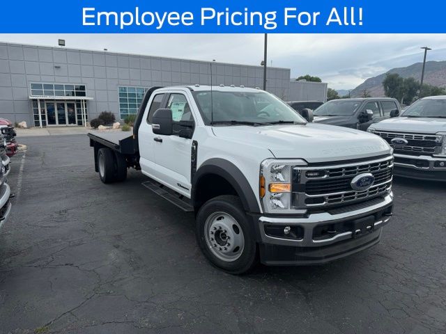 2025 Ford F-550 Super Duty Chassis Cab XL - Photo 3