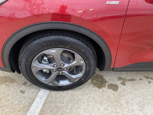 2026 Ford Escape ST-Line - Photo 13