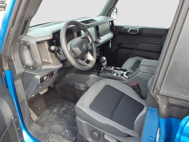 2025 Ford Bronco 4-Door Base - Photo 16
