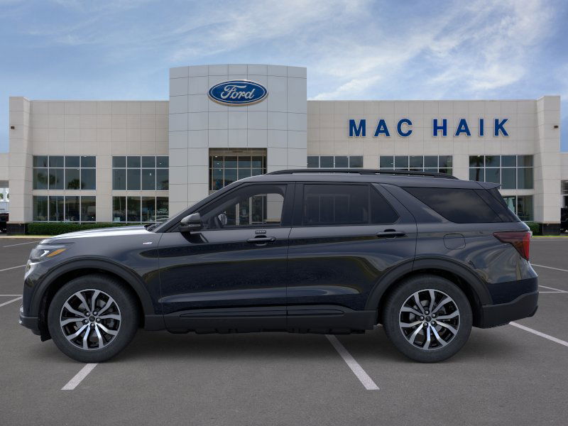2026 Ford Explorer ST-Line photo 3