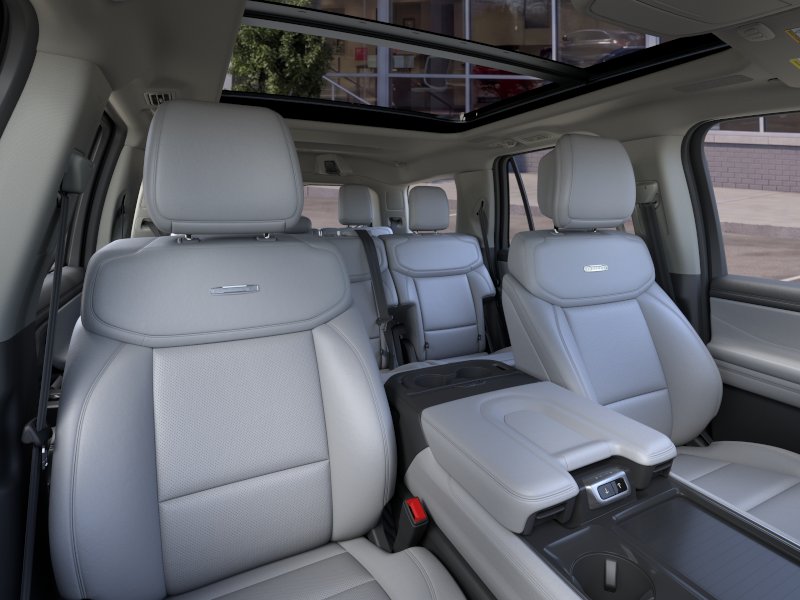 2026 Ford Expedition Platinum - Photo 10