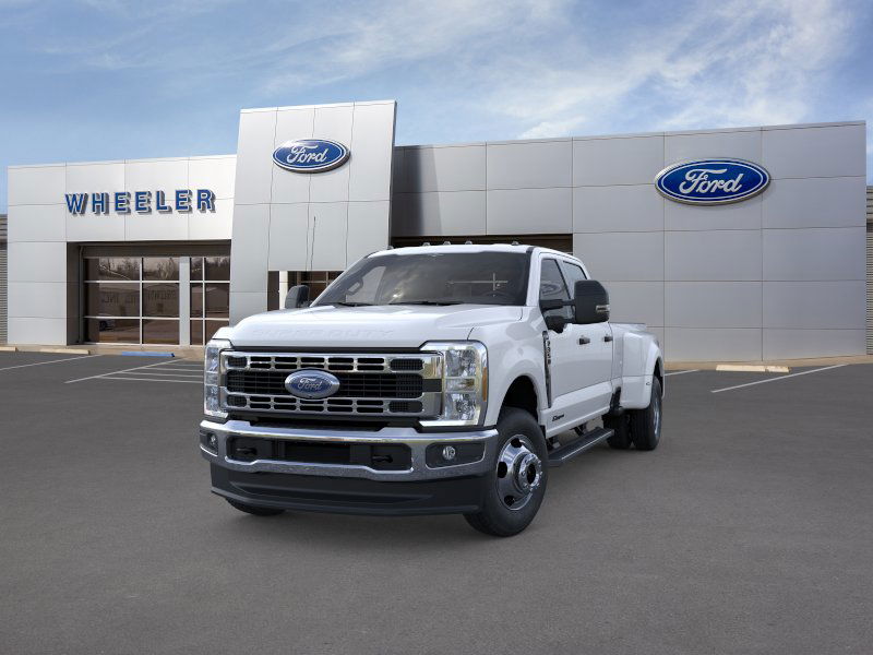 2026 Ford F-350 XLT photo 2