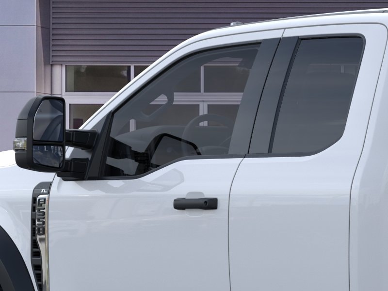 2025 Ford F-550 Super Duty Chassis Cab XL - Photo 45