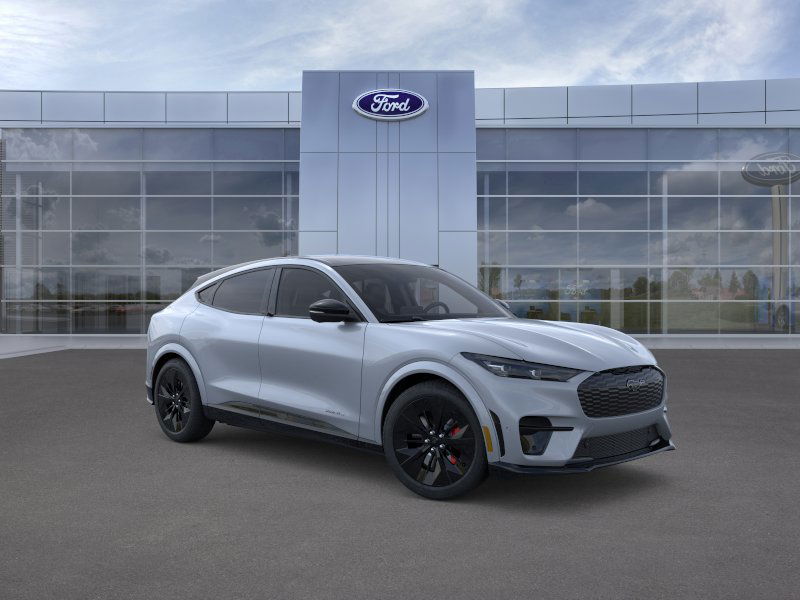 2025 Ford Mustang Mach-E GT - Photo 7