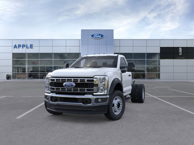 2025 Ford F-550 Super Duty Chassis Cab XL - Photo 17